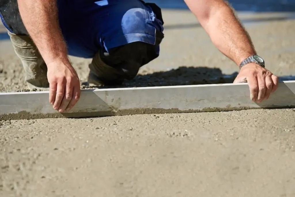 screeding concrete